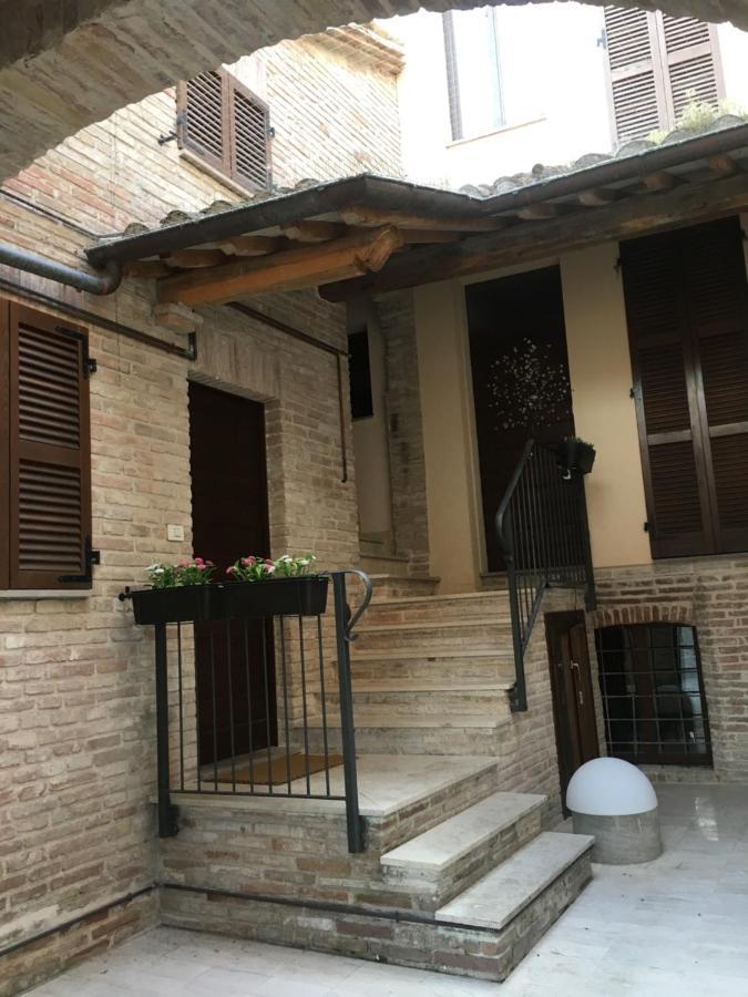 Il Borghetto Medievale Suite Fabriano Kültér fotó